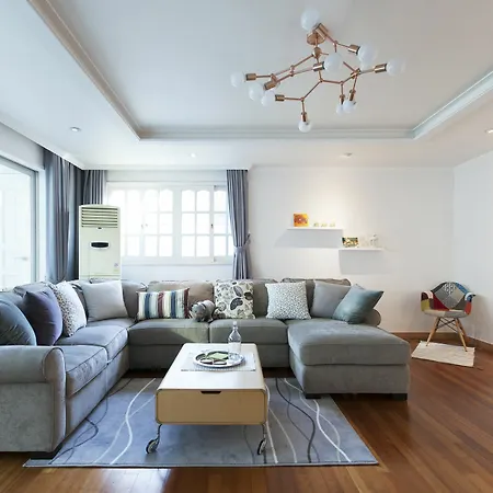 Tribear House 1 Apartment